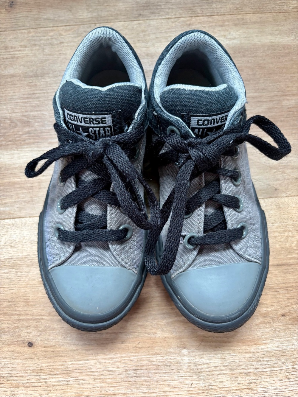 Converse Kids Gray and Black Low Top Sneakers 12